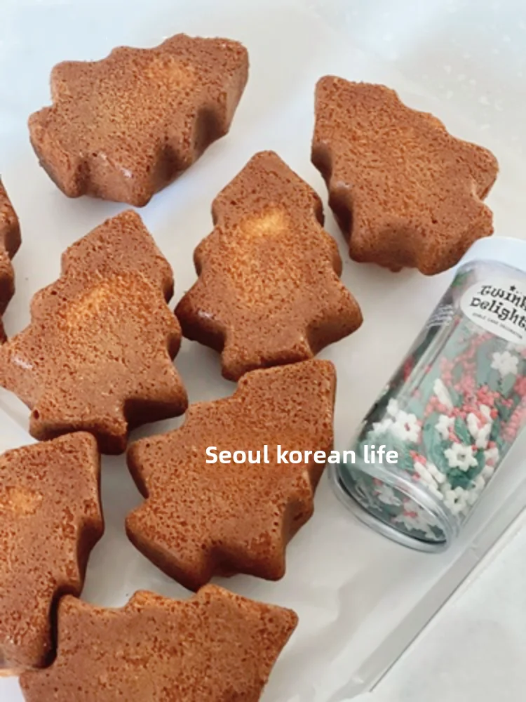 

Creative Baking Tray Cake Baking Madeleine Cisas Tree Four in One Nine in One Kitchen Cooking Utensils BBQ Baking Tools