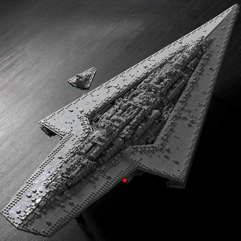 

7284Pcs MOC Executor-class Star Dreadnought Star Batter Imperial Mega Warship Education Model Building Blocks Birthday Toys Gift