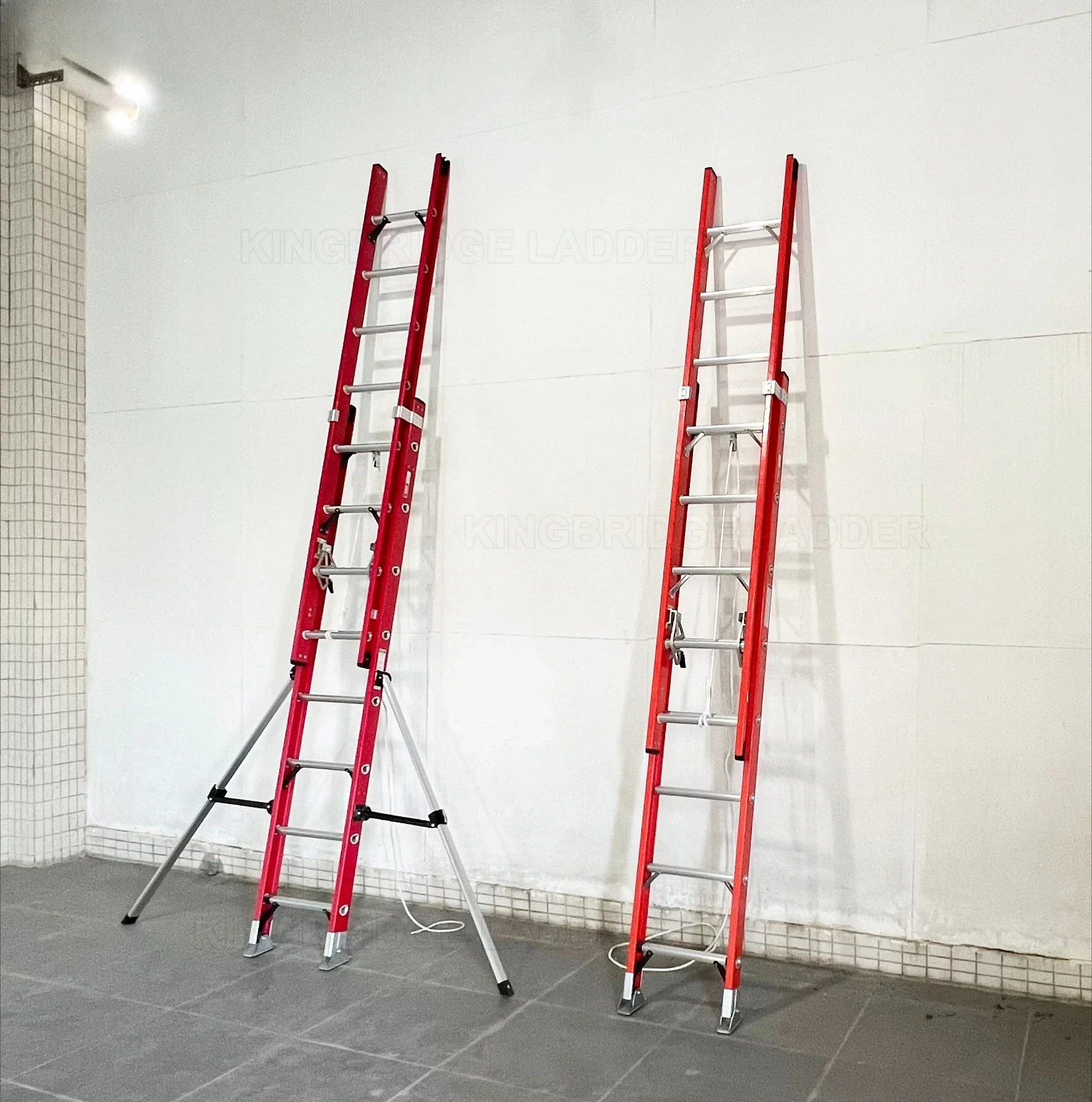 EN131 And EN61478 Standard Used Fiberglass Telescopic Extension Lightweight Ladder Escaleras With Support Aluminum D Rungs