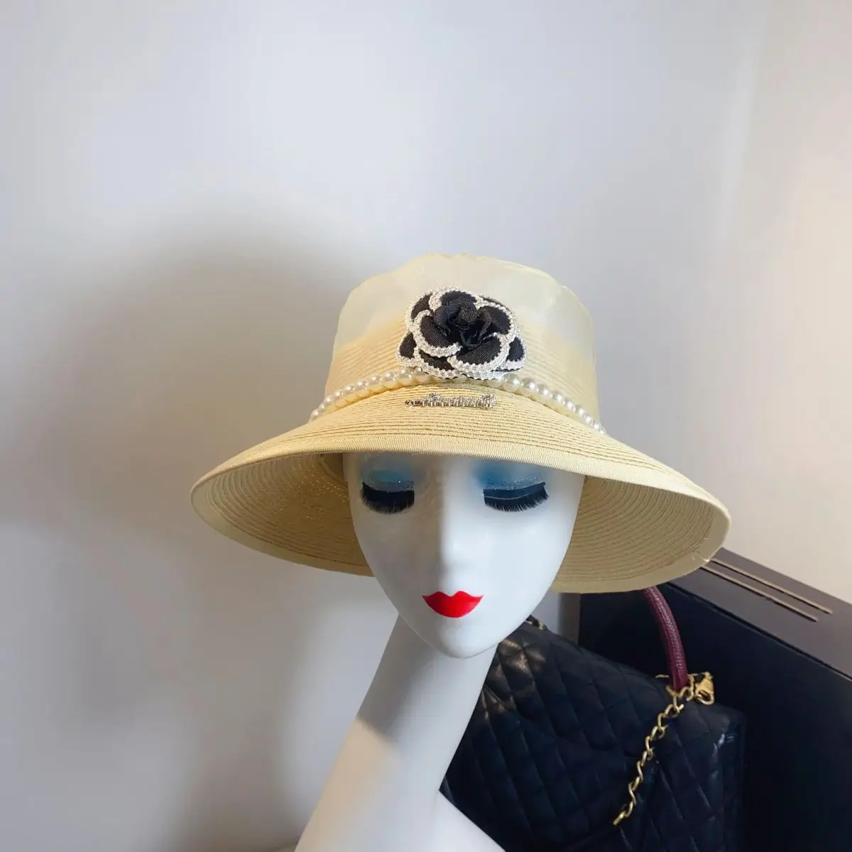 Women\'s Gauze Top Straw Pearl Small Fragrant Basin Hat French Heben-style Summer Flower Fisherman Hat Large Overhang Visor