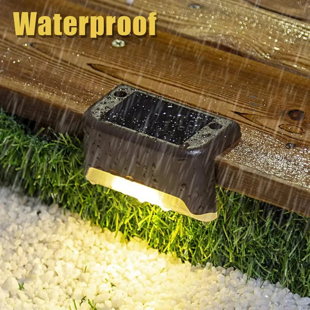 4 szt. Solarne oświetlenie tarasowe zewnętrzne IP65 wodoodporne lampy ogrodowe zasilane energią słoneczną do balustrady schody Step Fence Yard Patio Pathway — zdjęcie 5
