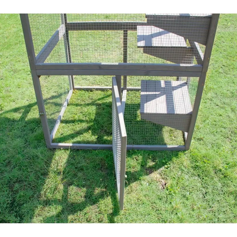Outdoor Multi-Level Cat Playground with Spacious Enclosure and Hemlock Run