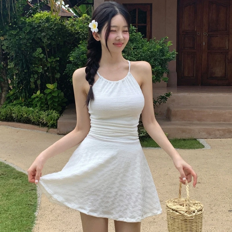 

Бикини с завязками на шее и юбкой-шортиками – купальник с открытой спиной, подчеркивающий талию, элегантный высококачественный купальный костюм для пляжного отдыха