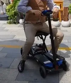 The elderly scooter electric four-wheel intelligent lightweight folding safe low speed