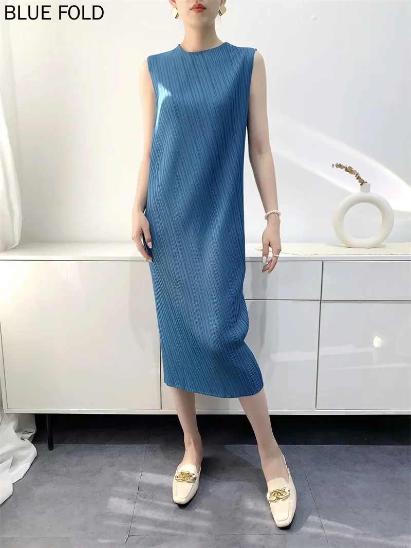 

Fairy Version Temperament Age Reduction Summer Pleated Dress Female Slim Show Thin Mid-length Pleated Dress Spiral Splicing