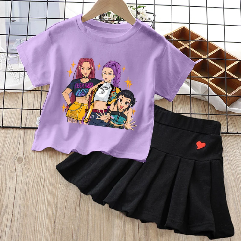 KPop Demon Hunters Set di vestiti per ragazza Gonna a pieghe T-shirt in cotone viola 2 pezzi Manica corta Abito per bambini Abiti Abbigliamento per bambini