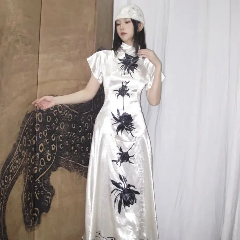 

Волшебный фонарь, ночной цветущий принт Cereus, Qipao, 2025, атласное современное платье Cheongsam, восточное элегантное платье Dreamcore