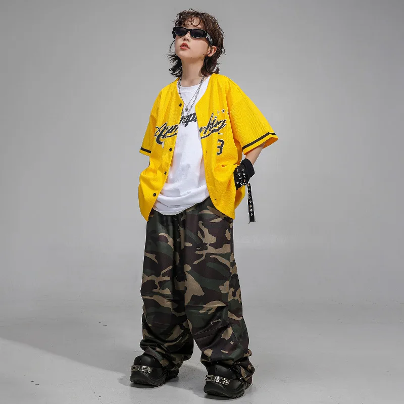 Jungen Street Dancewear Hip Hop Dance Wettbewerb Kostüme Gelbes Baseballshirt Camo Hosen Anzug Gruppe Jazz Kleidung Bühnenkleidung