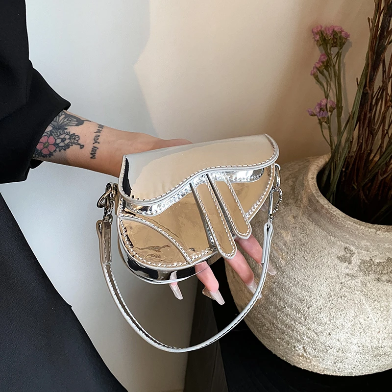 Silver Saddle Crossbody Bag Women Fashion Party Laser Shoulder HandBag Solid Color PU Leather Designer Purse Sac Luxe 2024