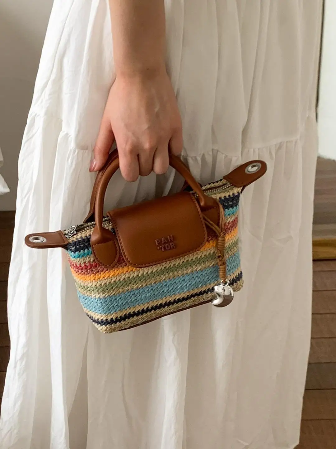 

Rainbow Weave oulder Bag Women's Casual Beach Handbag Soft Fabric Polyester Zipper Closure Dumpling ape Faion Bag