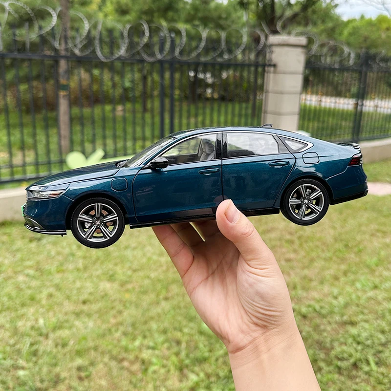 1:18 2023 Guangqi Honda ACCORD 11 generation ACCORD e:PHEV hybrid car model  Send friend Birthday present