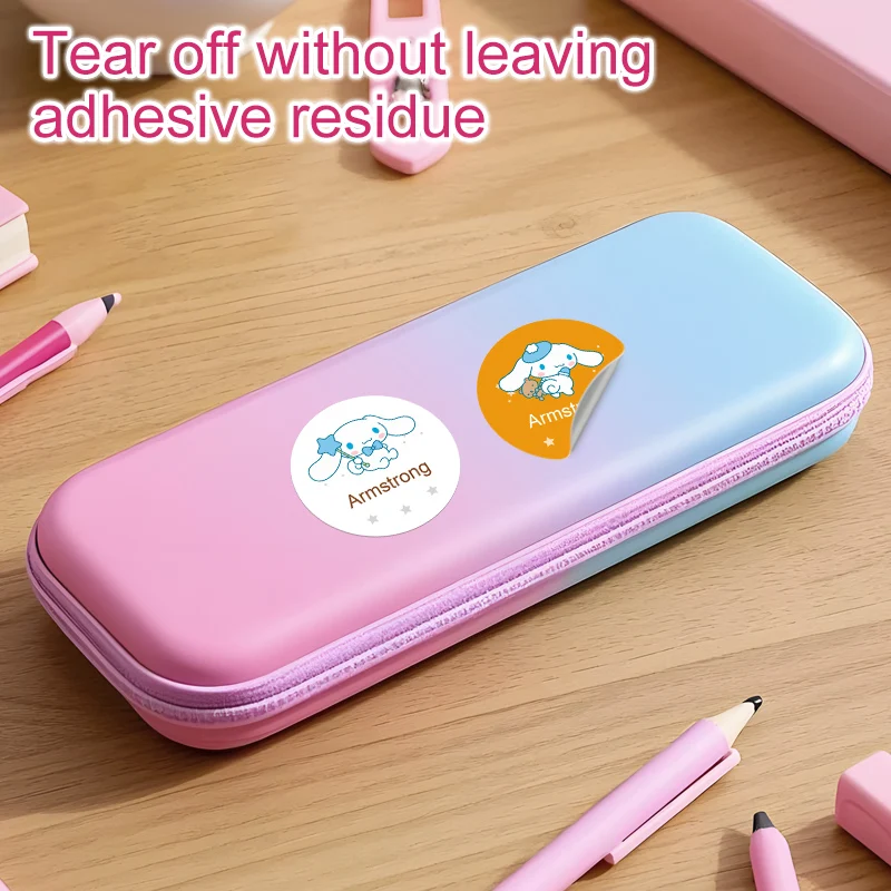 ملصقات اسم سينامورول المقاومة للماء للهدايا العصرية والملصقات الملونة لسهولة تنظيم اللوازم المدرسية