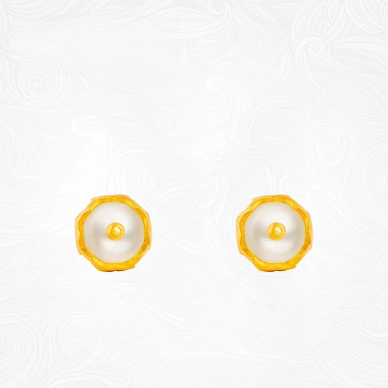 

Golden Happy Event Lotus, Pearl Earrings