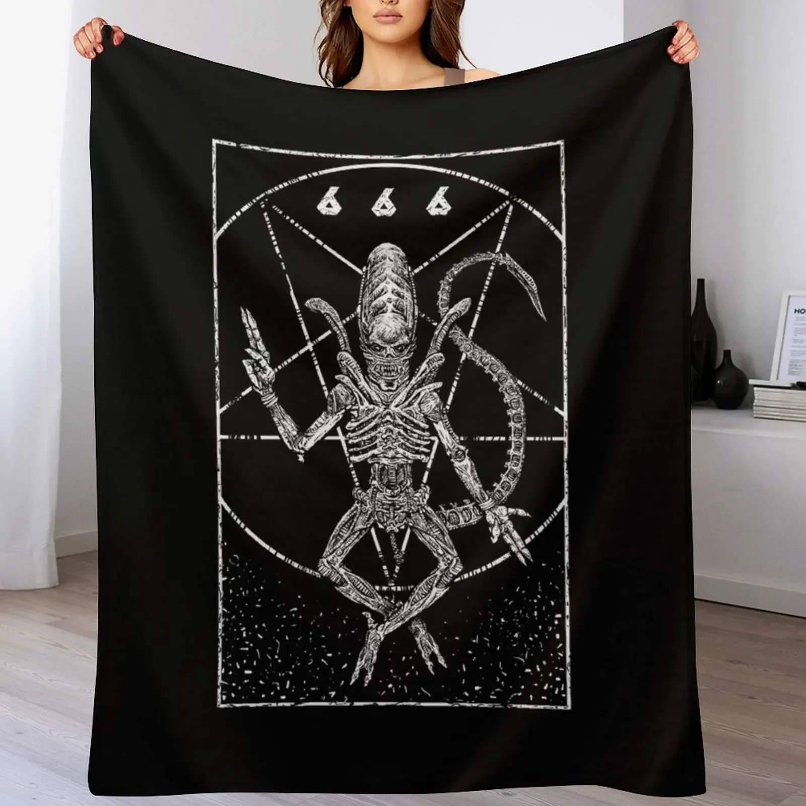 

Xenomorph God Throw Blanket manga Blankets For Baby Personalized Gift Decorative Throw Blankets
