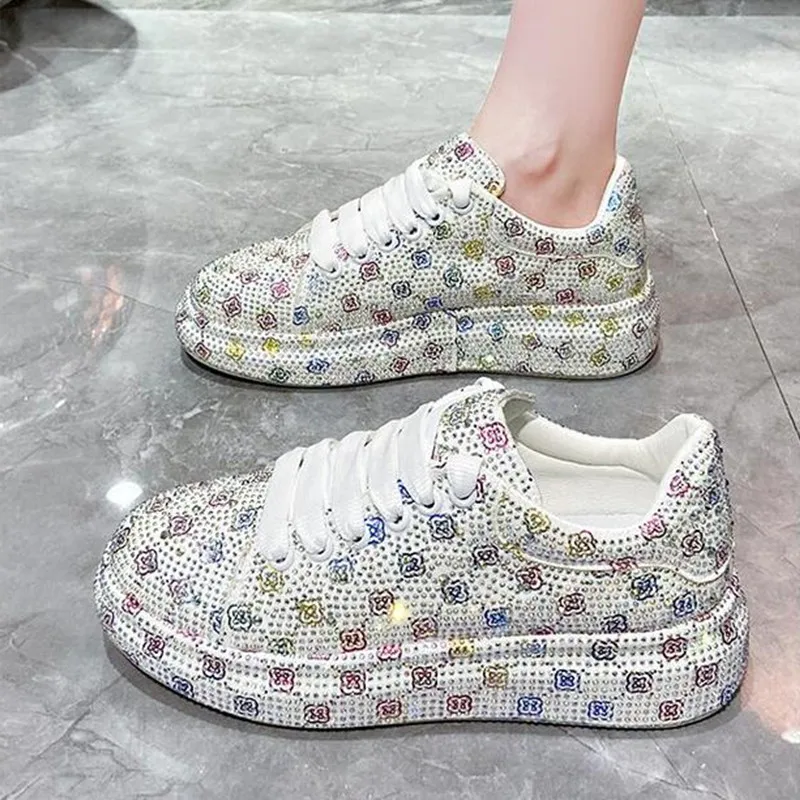 

Дизайнерские женские кроссовки на платформе Черно-белые женские блестящие кроссовки с кристаллами Модные повседневные роскошные туфли с водными бриллиантами zapatos