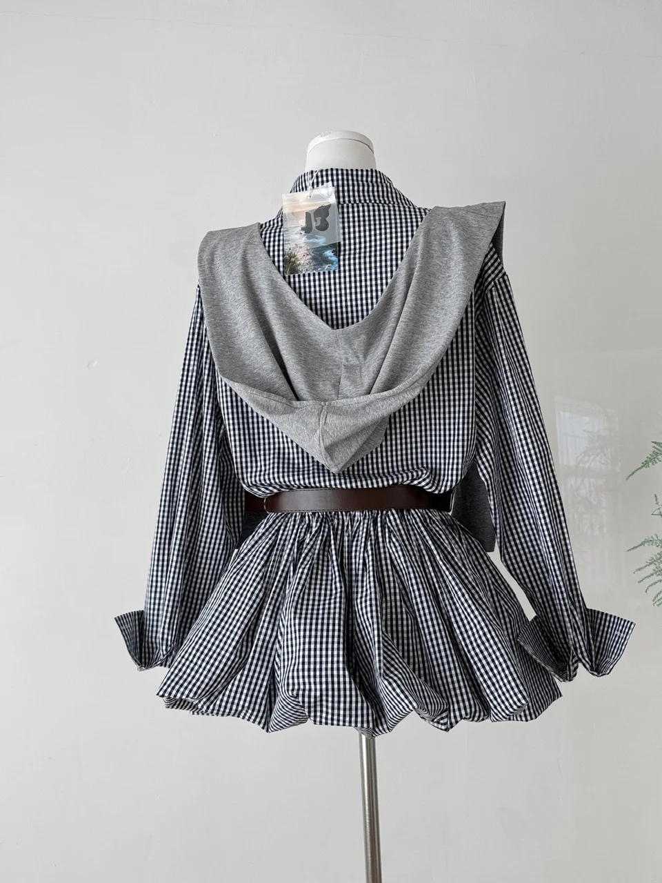 Mujer de principios de otoño Faion adelgazante largo Sve Plaid Puffy Dr tejido envolvente cintura ceñida Midi Dr