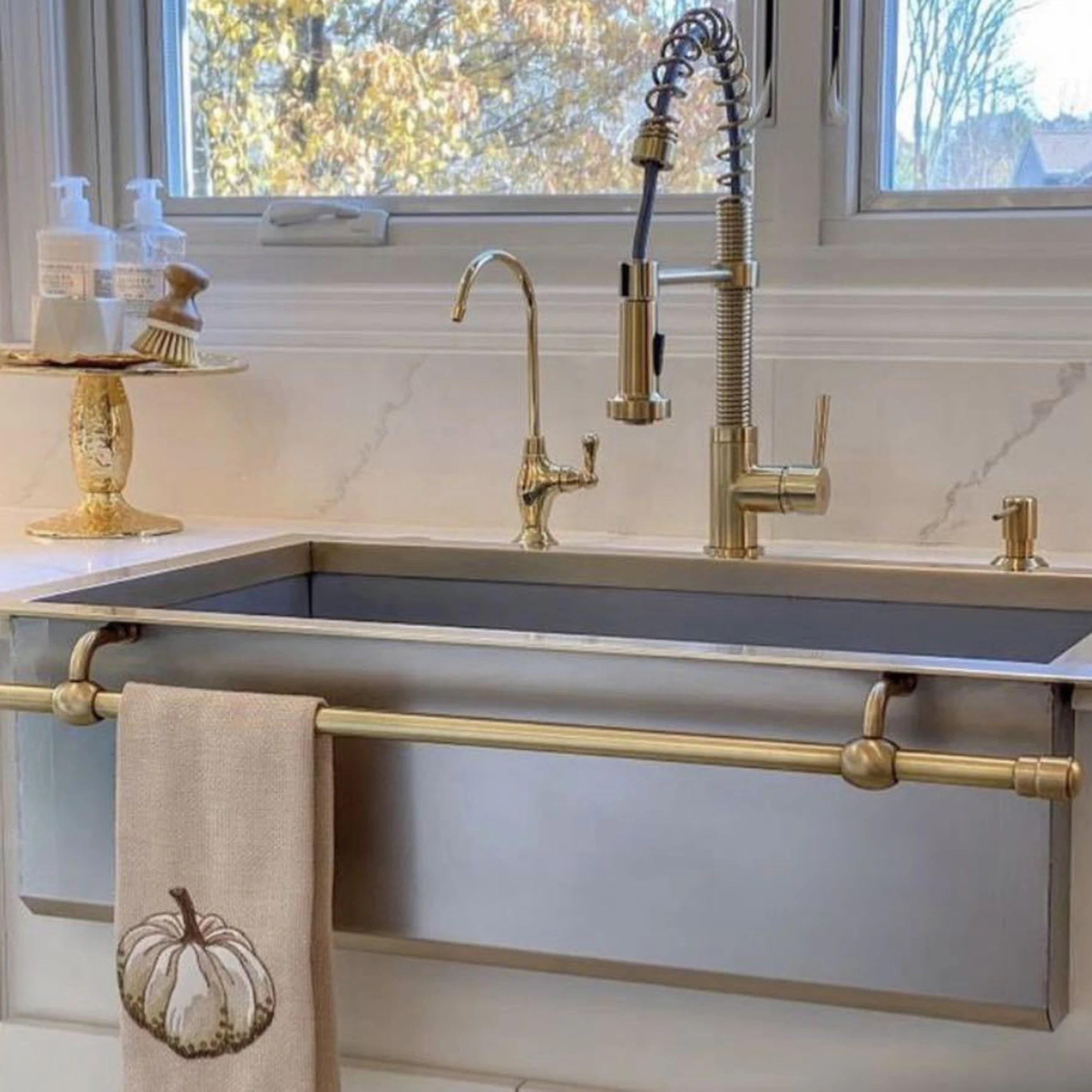 Imagem -05 - Handmade Brass Finish Kitchen Sink com Toalha Bar Farmhouse Acessórios 33