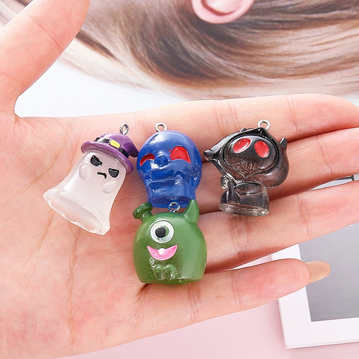

8PCS scary DIY jewelry accessories pendant for handmade small pendant