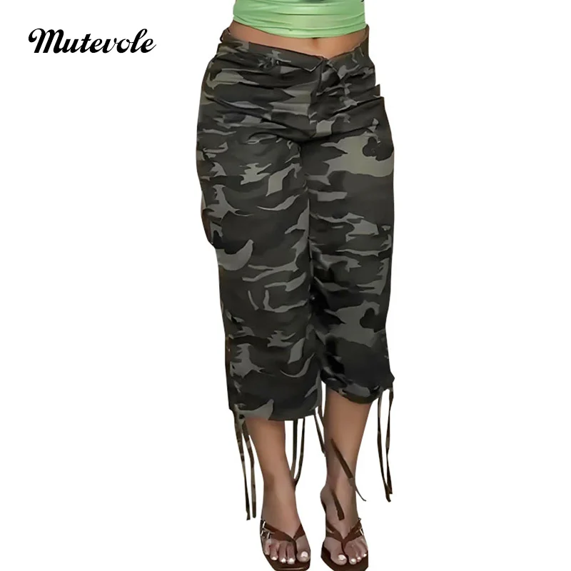 

Mutevole Camouflage Drawstring Knee Length Shorts Women Lace Up Straight Stacked Midi Pants with Pockets