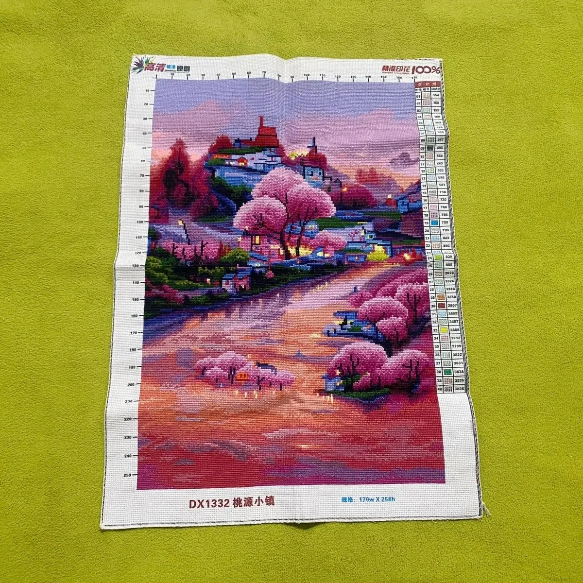 (Finished product) Pure handmade cross stitch finished product Taoyuan Town full embroidery landscape 45 * 63 centimeters