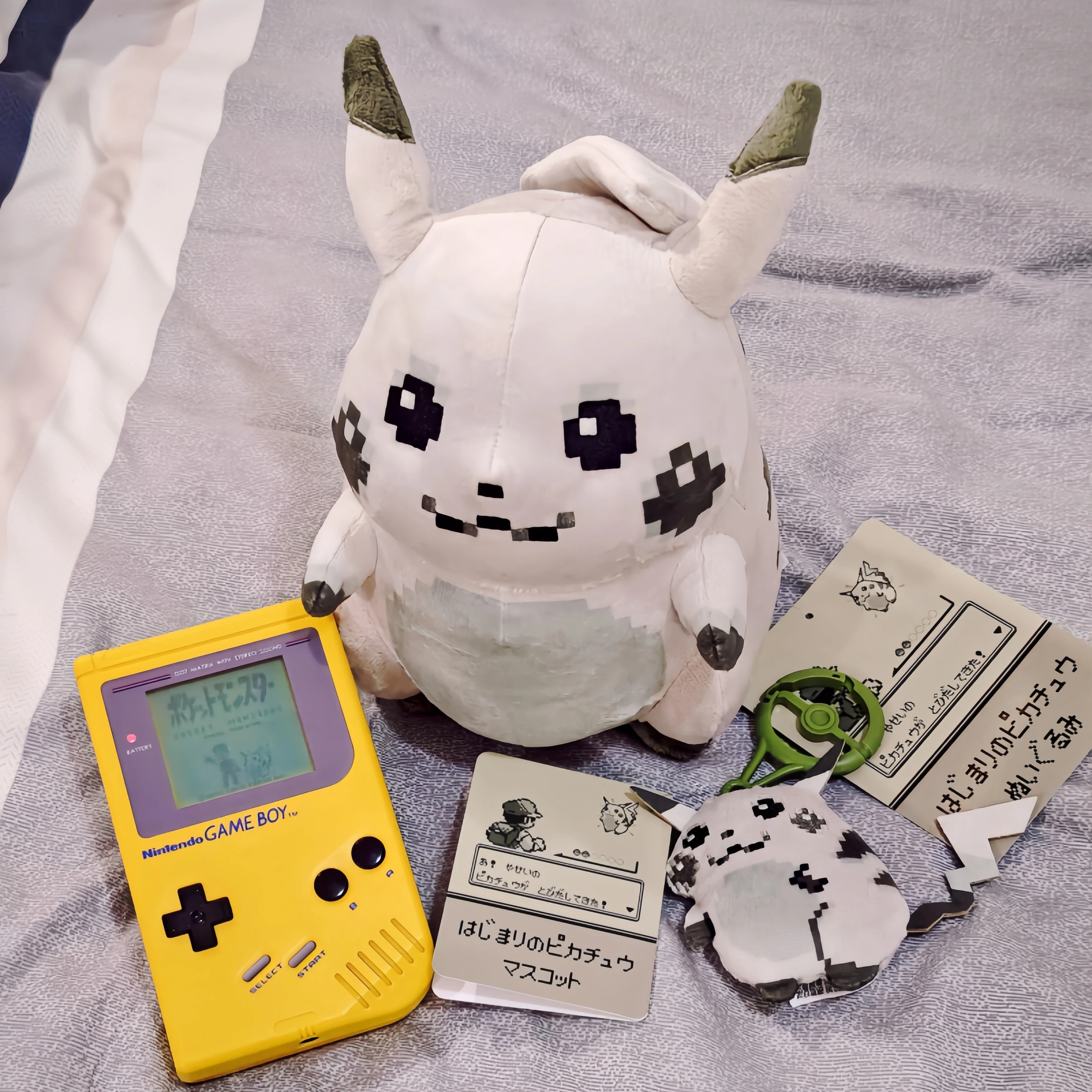 Hot Pokemon 30th Anniversary Original 1st Generation Shiny Pixel Initial Pikachu Plush Toy Dark Lightning Graffiti Plush Doll
