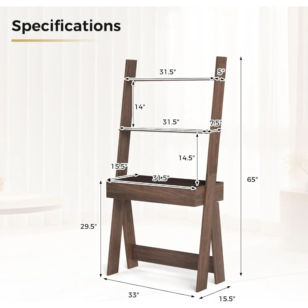 جزيرة مطبخ كبيرة جدًا من الخشب المطاطي الصلب مع منافذ كهربائية، وسطح عمل واسع، وأدراج تخزين وأرفف مفتوحة