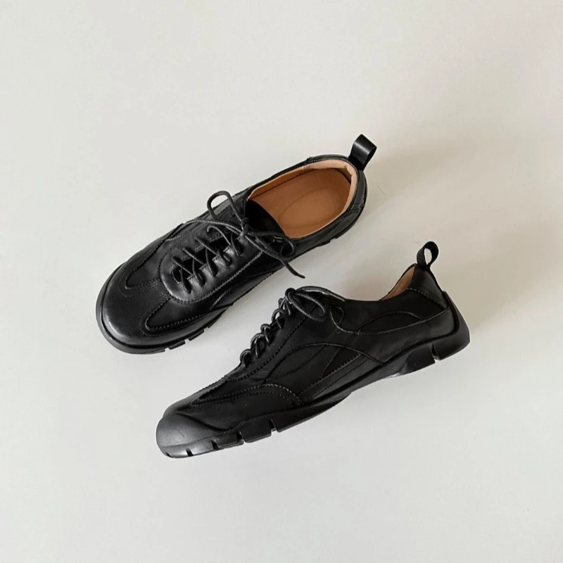 New Cool Sports Shoes Man Black White Athletic Shoes For Mans Big Size 46 Gym Shoes For Men Good Quality Men Gym Training Shoe