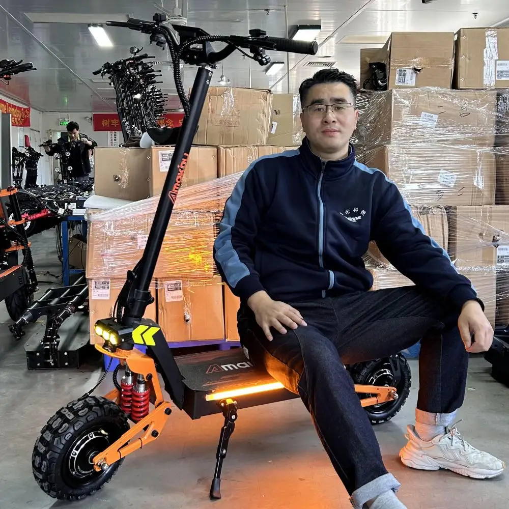 Scooter Eléctrico Plegable Todoterreno de Alta Potencia 6000W con Batería de 60V40Ah, Disponible en Almacenes Europeos y Americanos, Sin