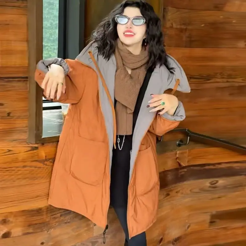 

Ношение средней и длинной пуховой хлопковой куртки с обеих сторон для женщин на зиму 2025Модная теплая повседневная верхняя одежда с капюшоном