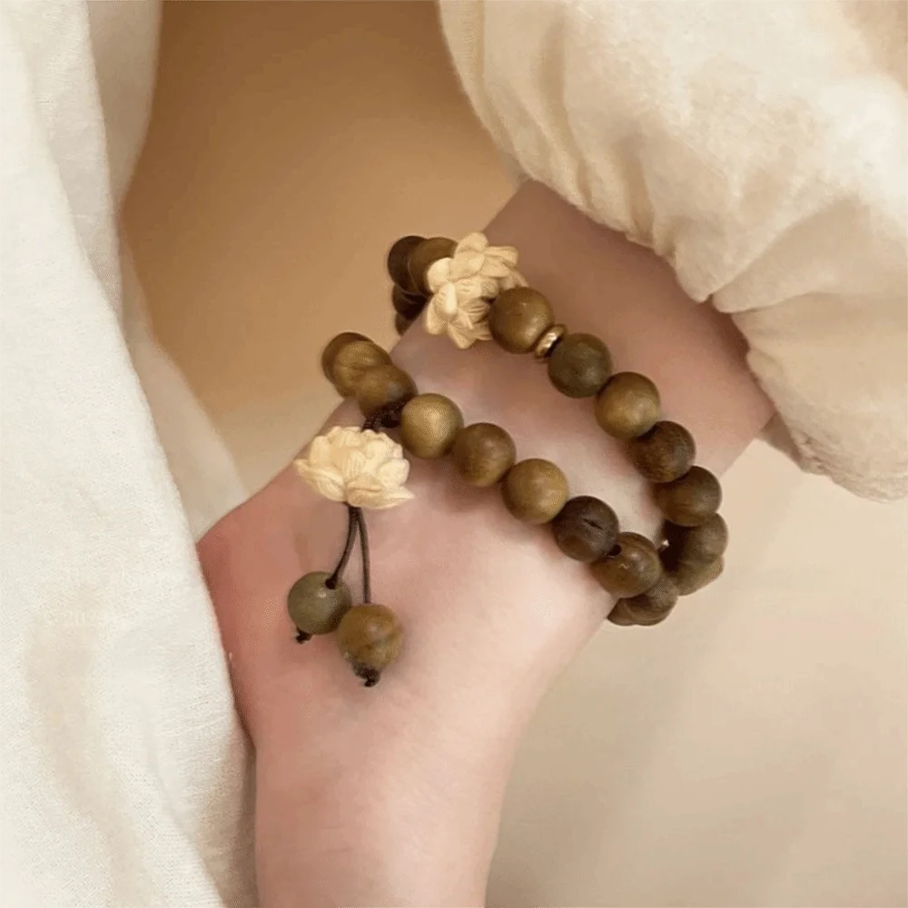 New Elastic Lotus Sandalwood Bangle Flower Shaped Handmade Wood Beaded Strand Bracelets Woven Rosary Bracelets Hand Chain