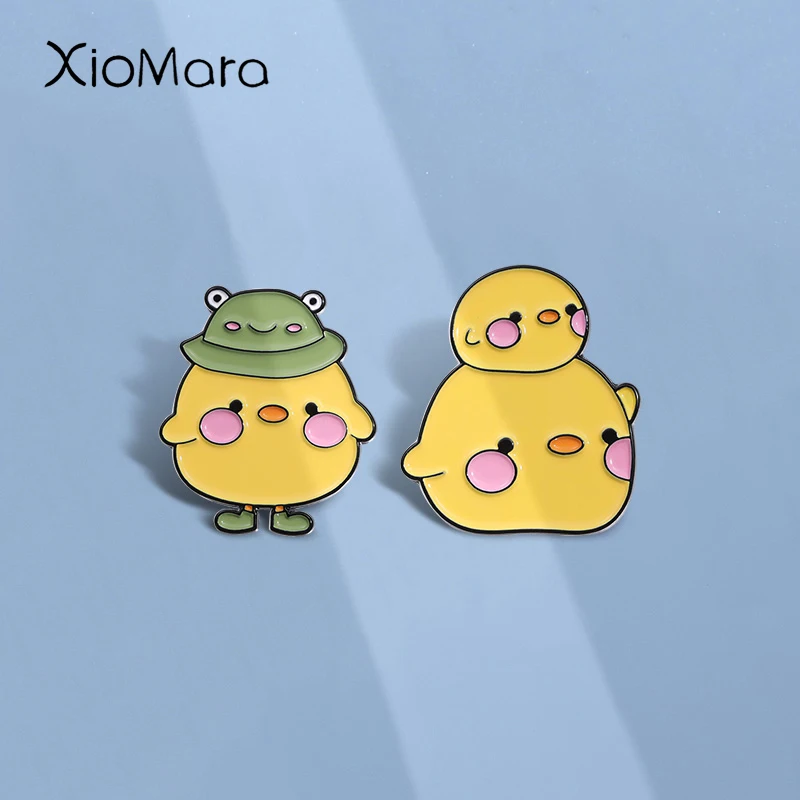 Cute Yellow Chick Enamel Pins Custom Duckling Wearing Hat Brooches Lapel Badges Cartoon Animal Jewelry Gift for Friends