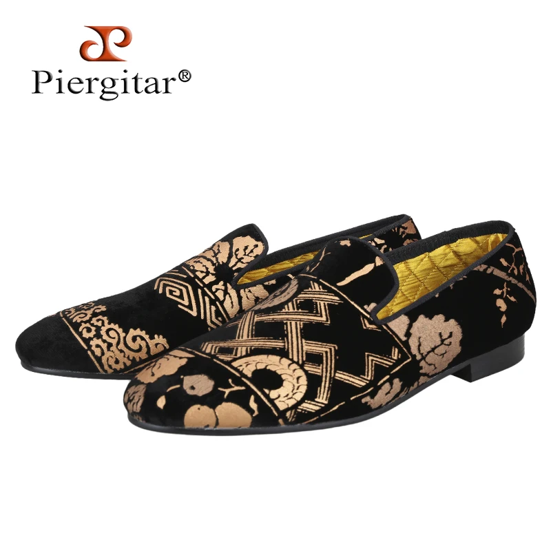 Piergitar Gold Totem Print on Black Velvet Handmade Men's Loafers High-End Customised Chinese Style Slip-On Smoking Slippers