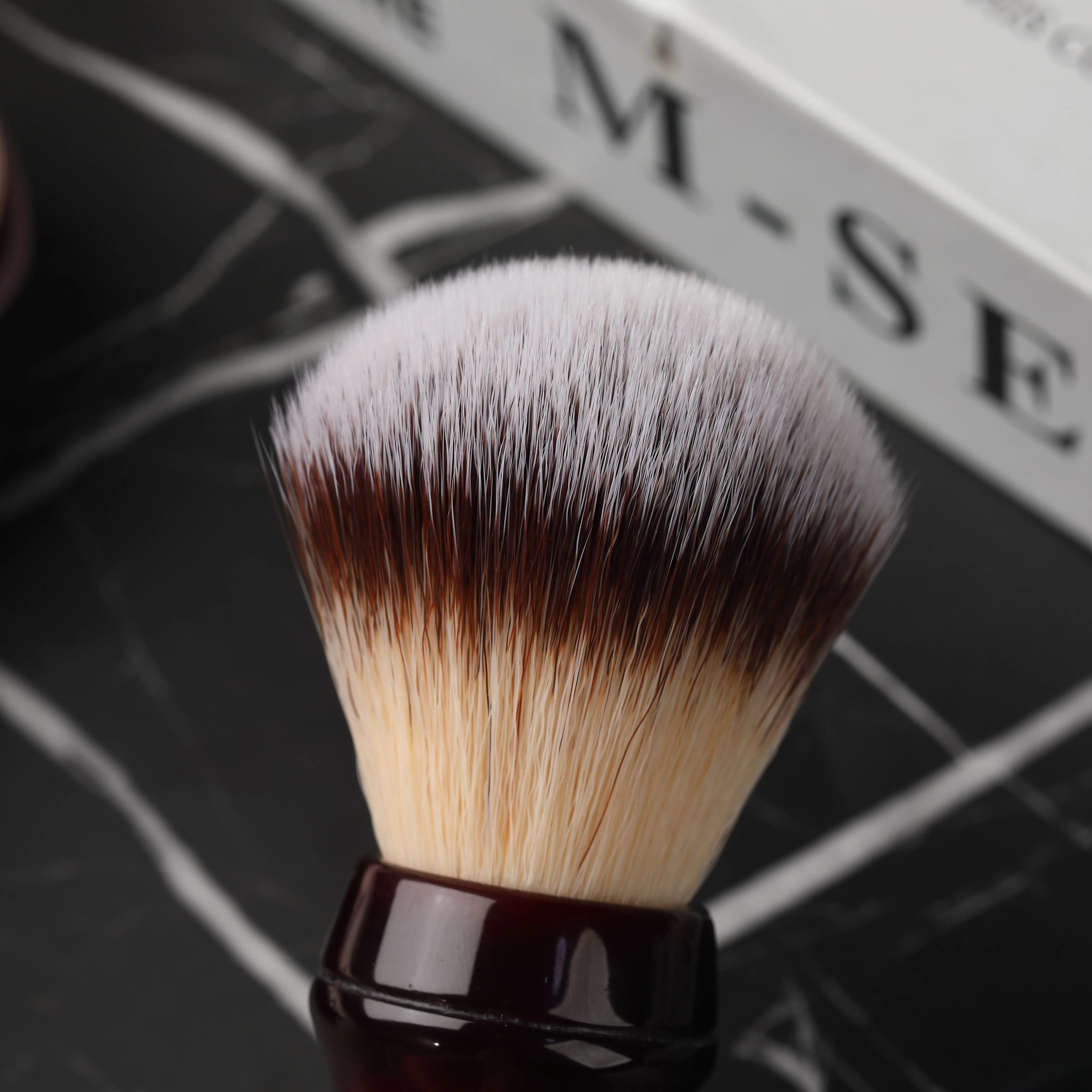 Pennello da barba per capelli sintetici Yaqi da 22 mm Cola