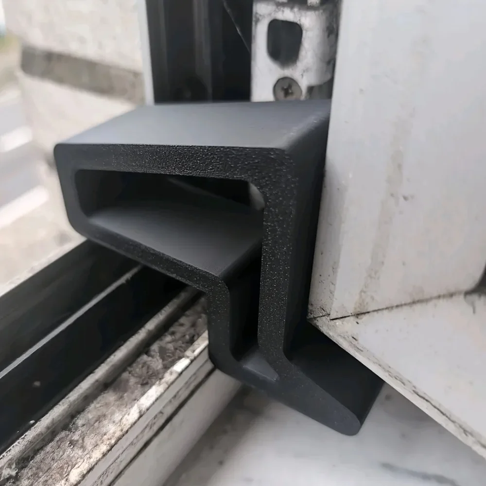1PCS Non-Slip Heavy-Duty Door Wedge - Easy-Install Door Stopper for Home Improvement & Multi-Space Safety