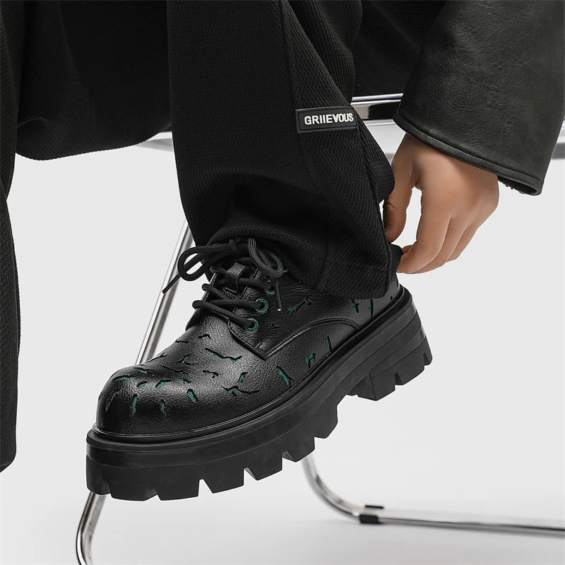 Brytyjskie buty oxfordy designerskie metalowe buty na platformie męskie na co dzień skórzane luksusowe wiązane mokasyny męskie buty do biura