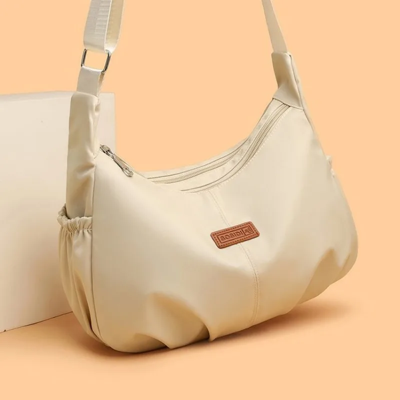 

Sleek Campus Style Portable Casual Underarm Ladies Maillard Style JK Bag Handbag Suitable While Running Daily Errands