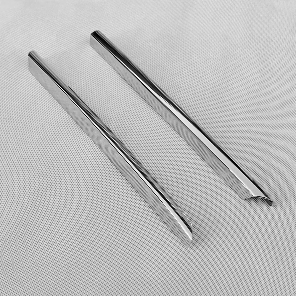 صب الكسوة العلوية من الكروم الفضي لملحقات تويوتا جراند هايلاندر 2024-2026