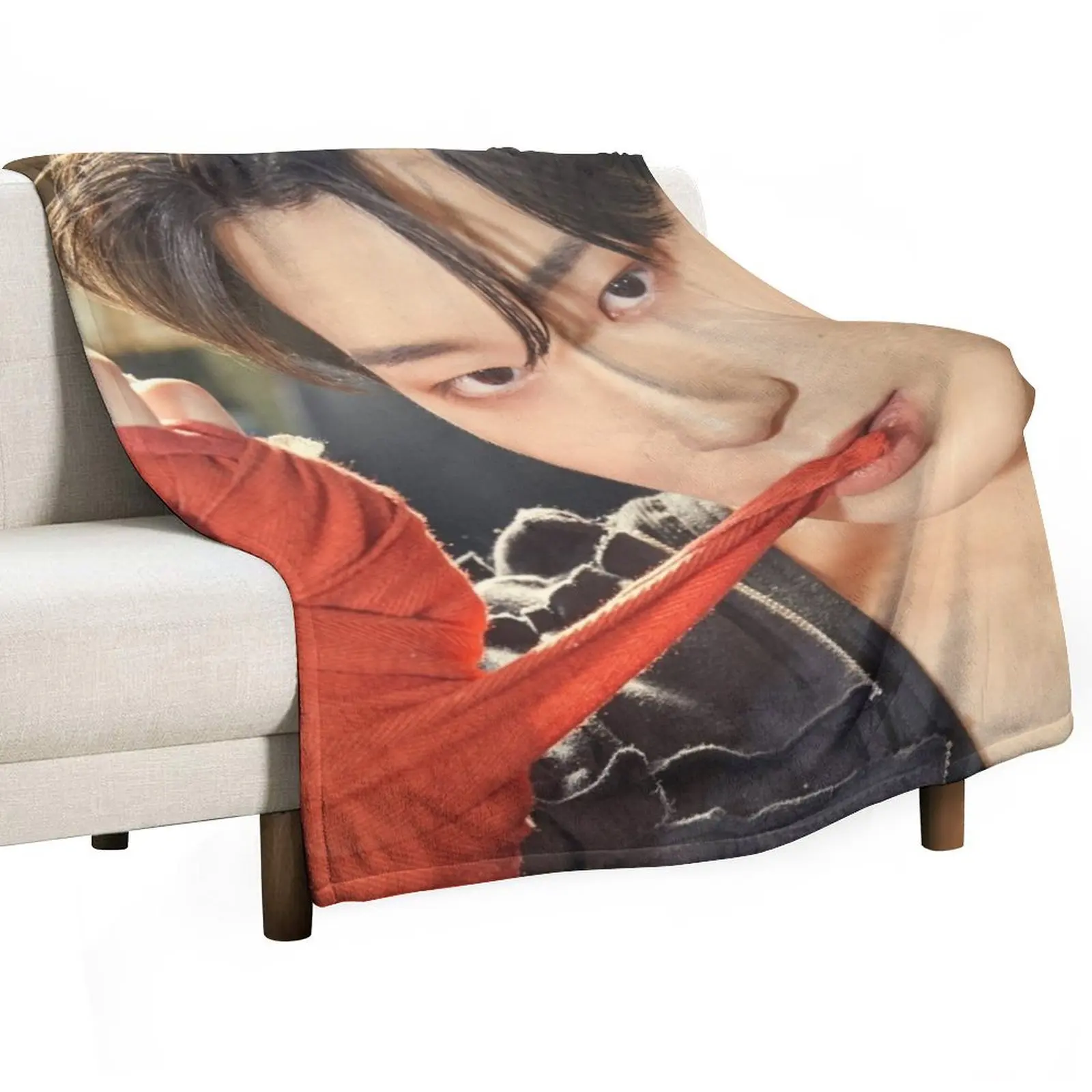 

Ateez San Throw Blanket Furry warm for winter Camping Moving Blankets