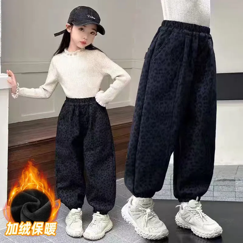 

Детские флисовые брюки для девочек 3-8 лет, корейская детская одежда, зимние теплые свободные брюки-джоггеры с леопардовым принтом для прогулок, коллекция 2026