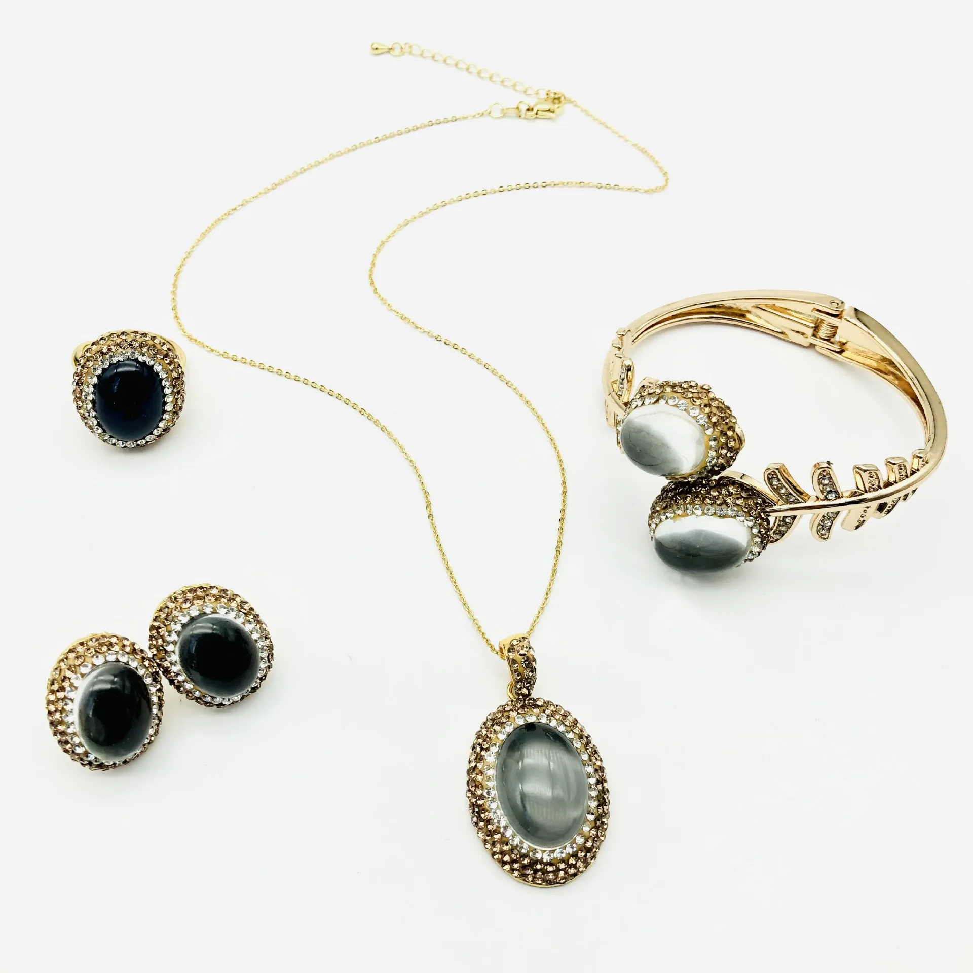 

Warm color-changing niche design handmade inlaid necklace ring earrings bracelet four-piece set