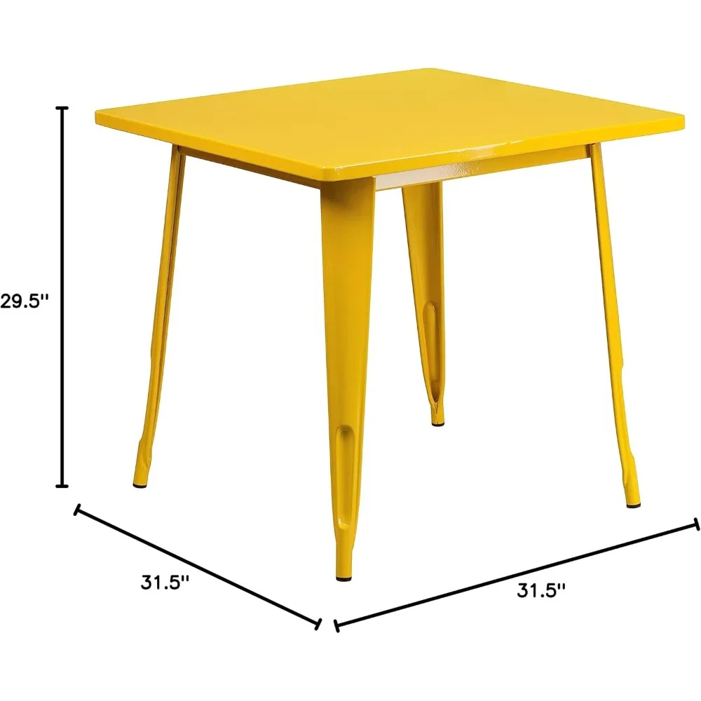 طاولة EMMA + OLIVER التجارية من الدرجة 31.5 معدنية صفراء مربعة للاستخدام الداخلي والخارجي