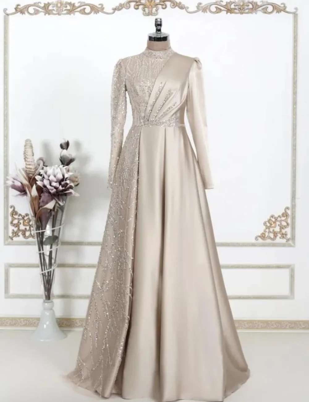 Customized Matching Classic Beading Sequined Pleat Draped A-line High Collar Long Dresses Evening Dresses Exquisite for Woman
