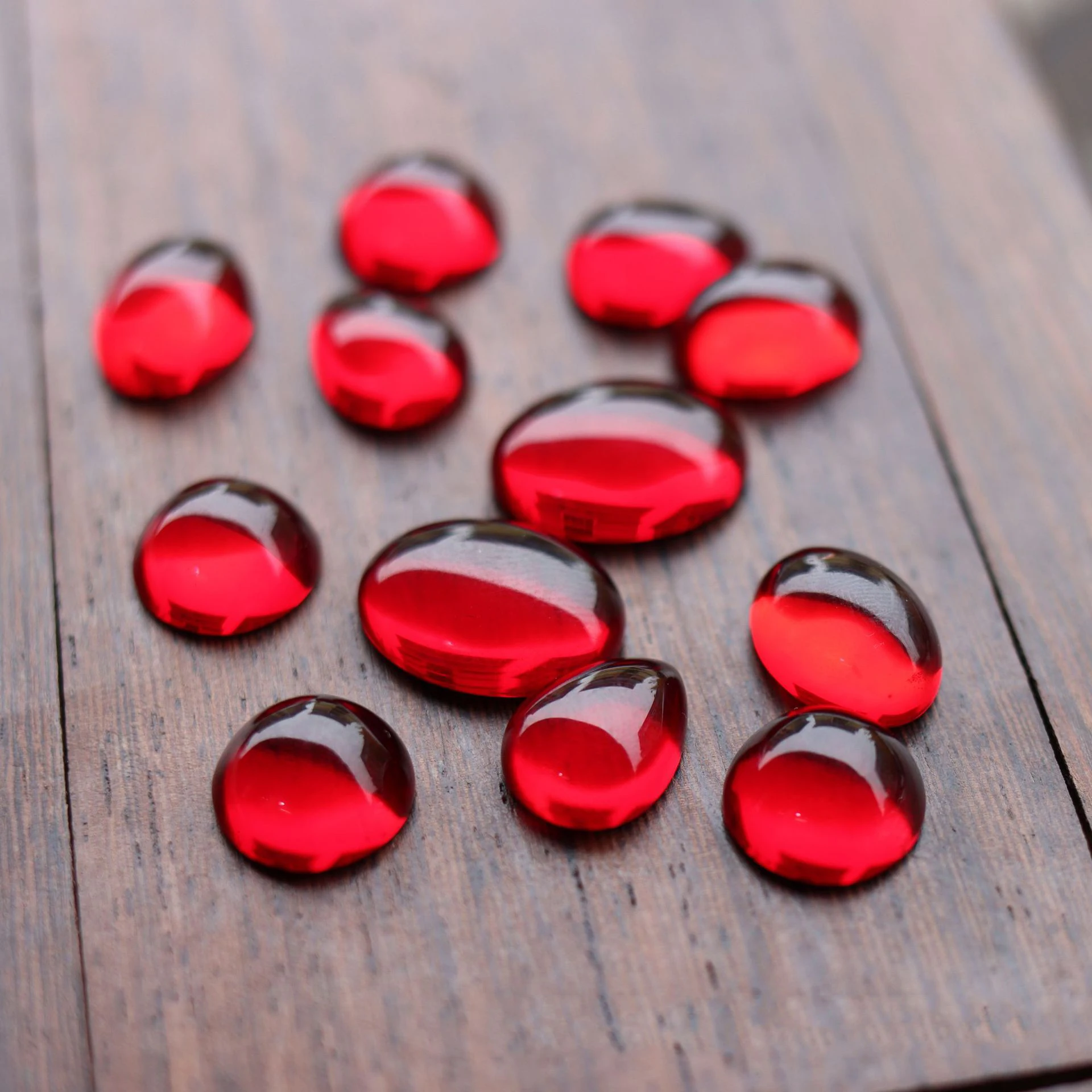 50pcs Red Round Oval Glass Cabochon 6-20mm Red Glass Cabs Flatback DIY Ring Necklace Jewelry Making Findings Crafts Supplies