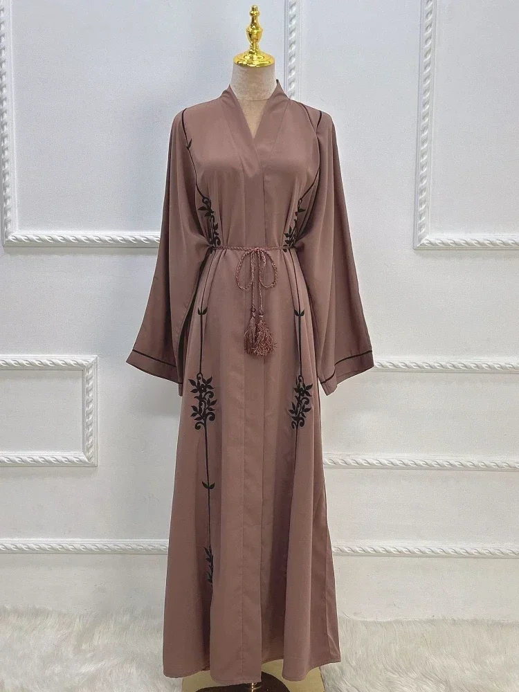 Mulher muçulmana quimono abaya bordado vestido árabe festa de verão kaftan aberto abayas para mulheres dubai turquia ramadan roupa islâmica