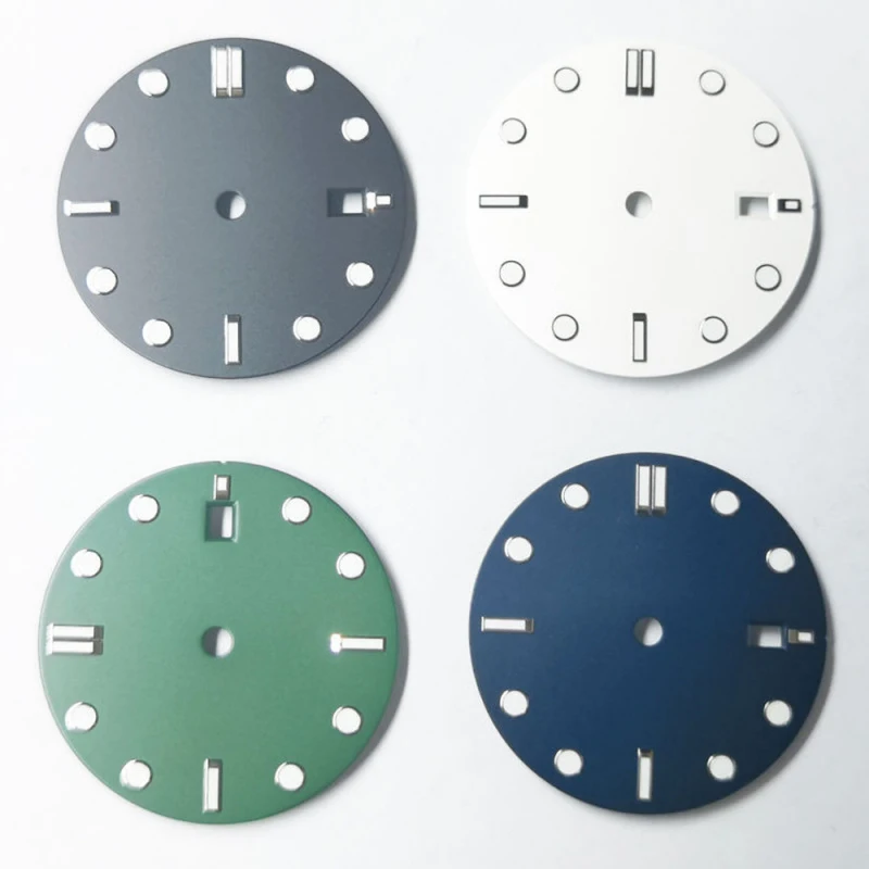 

High-end light luxury 32mm Dial Luminous Dial Watch Dial Glowing Accessory Suitable NH35 Movement Modification Business Fashion