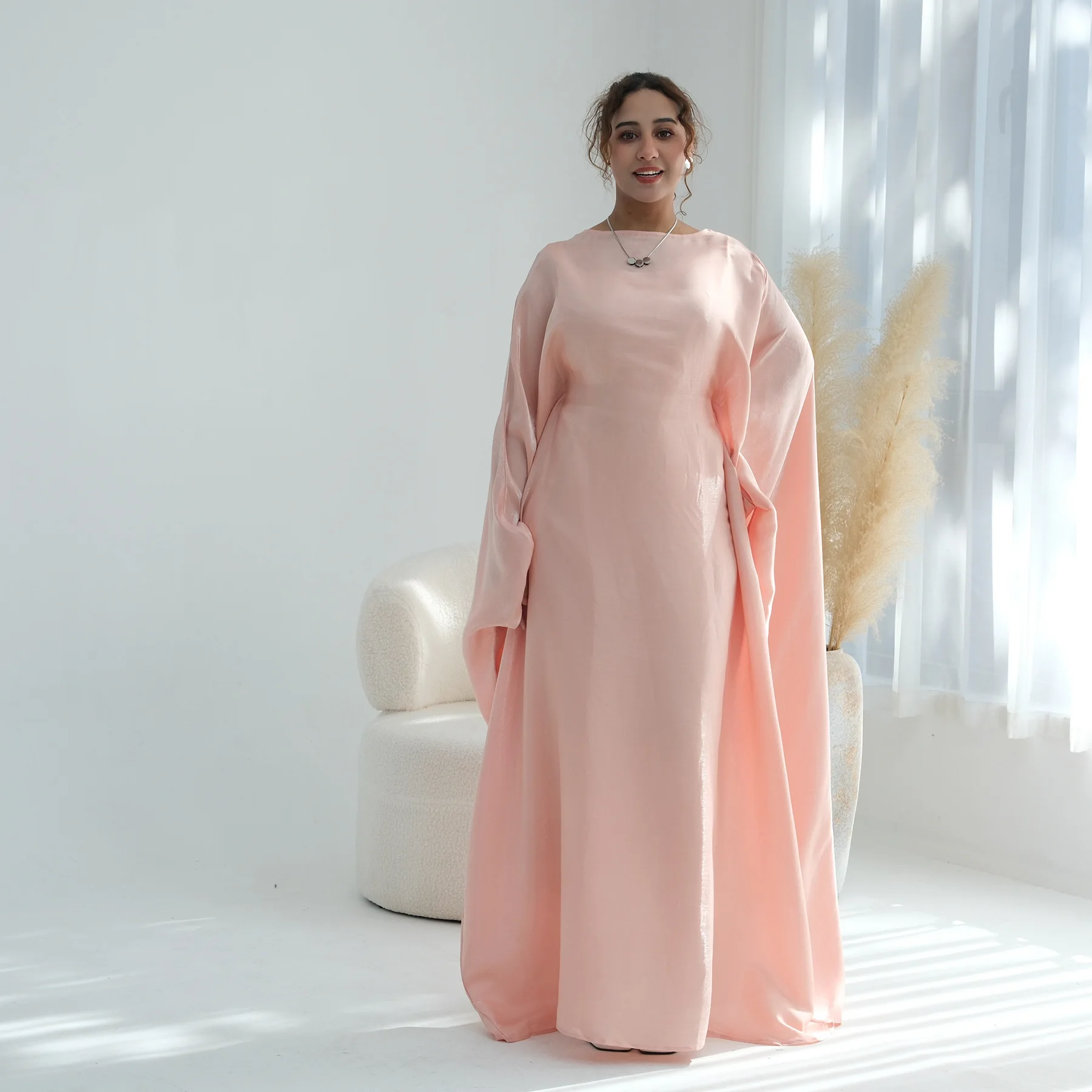 

Ид Летучая Мышь Бабочка Абая Дубай Роскошные мусульманские кафтаны Платья Абая для женщин Kebaya Кафтан Халат Femme Vestidos Молитовная одежда