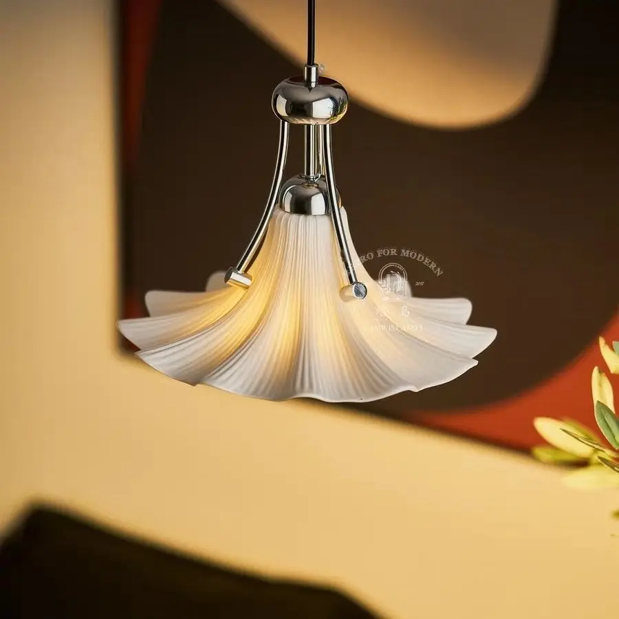 

Bauhaus designer magnolia pendant light minimalist restaurant modern hotel bar counter high-end ceramic hanging line light