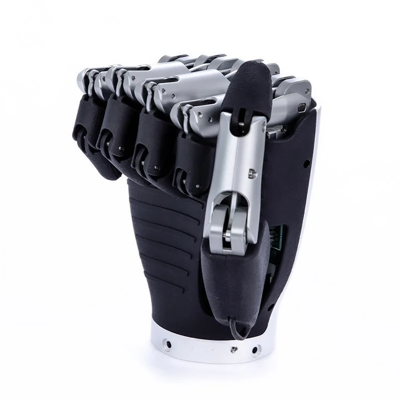 Simulation of breakthrough point of robotic arm of humanoid robot bionic five-finger dexterous hand