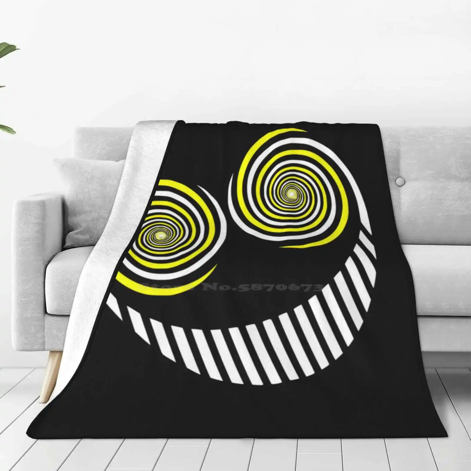 Smiler Fashion Soft Warm Flannel Blanket The Backrooms Creepy Horror Liminal Space Scary