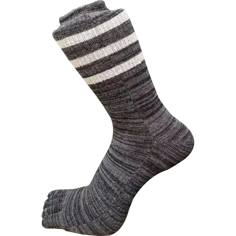 

5 Pairs Men's Split Toe Sport Socks Japanese Colorful Striped Anti-Friction Cotton Socks for Fitness Cycling Running Basketball